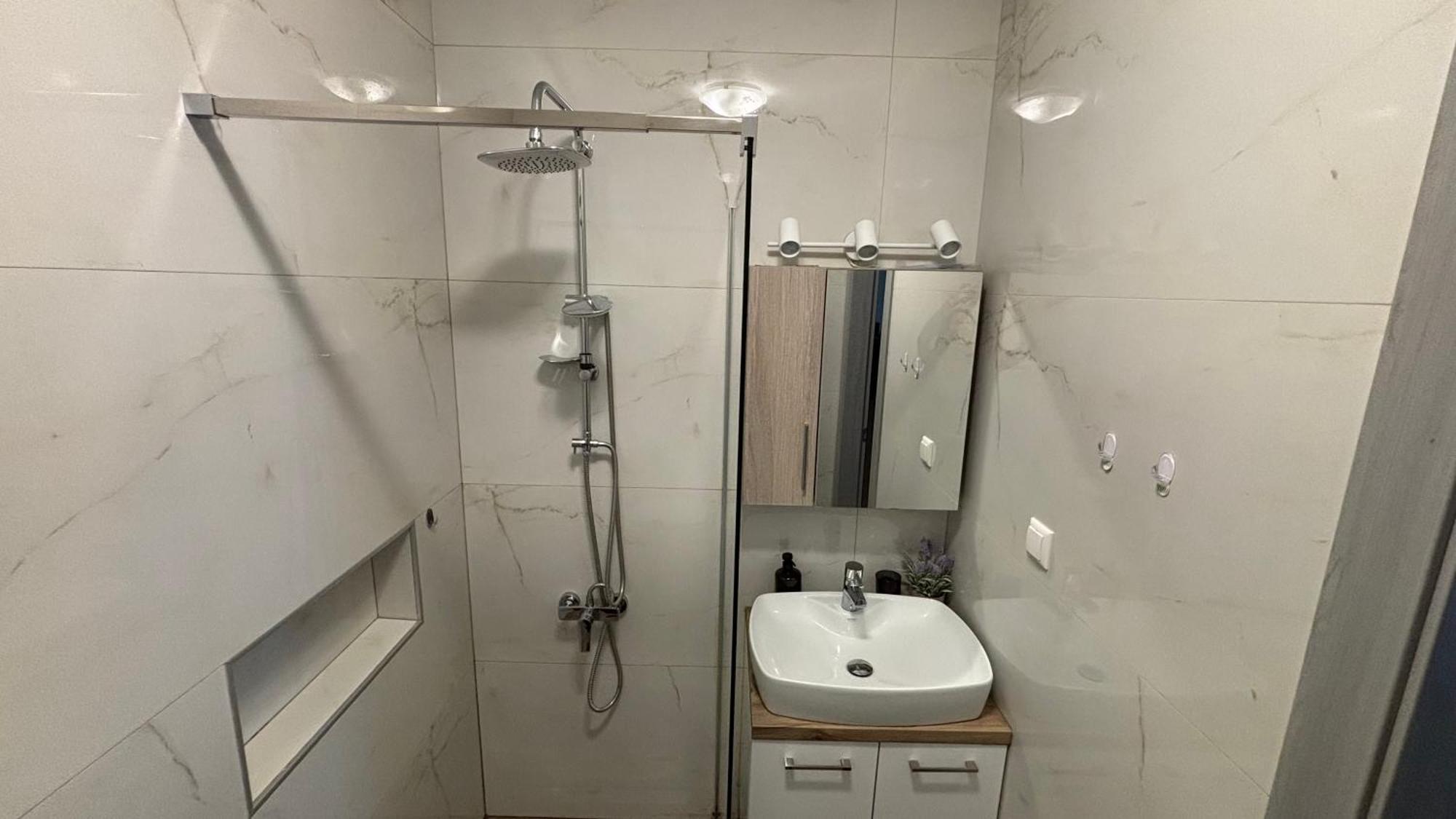 Appartement Domi Luxury à Kavala Extérieur photo