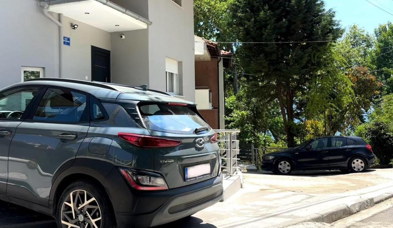Appartement Domi Luxury à Kavala Extérieur photo
